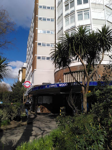 St. Johns Wood station